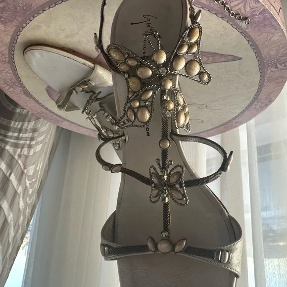 RARE Giuseppe Zanotti vintage Heels - Picture 2 of 5